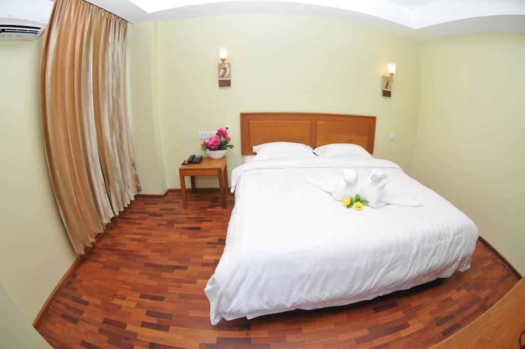 Shwe Phyu Hotel Mandalay Ngoại thất bức ảnh