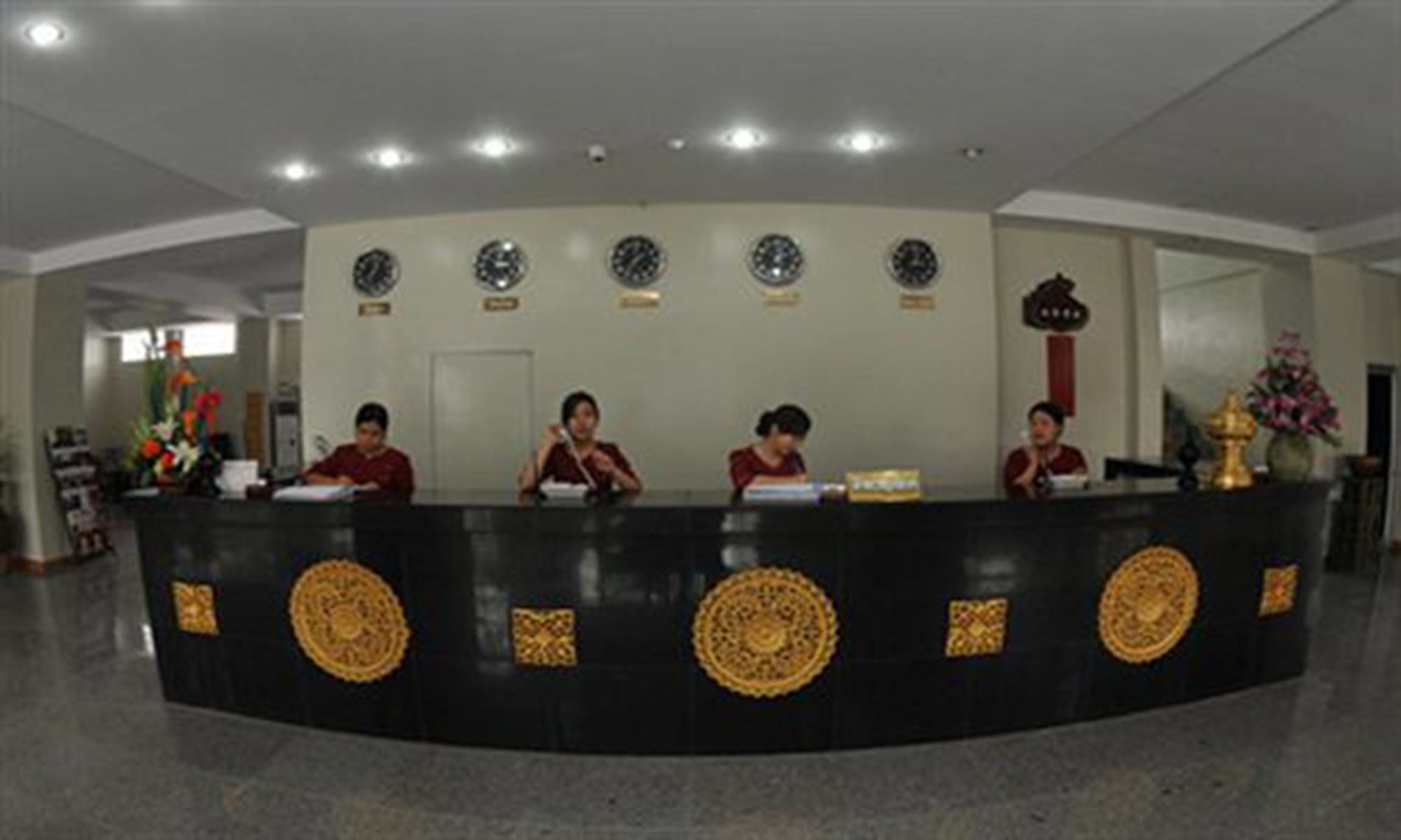 Shwe Phyu Hotel Mandalay Ngoại thất bức ảnh